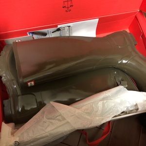 Olive Hunter Rainboots size 7